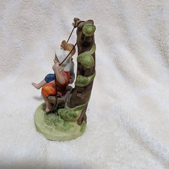 - Norman Rockwell Museum Figurine. Summer Fun. EUC. Ceramic. - Picture 2 of 5